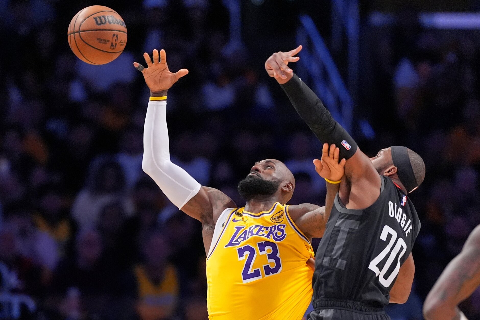 Rockets Lakers Basketball