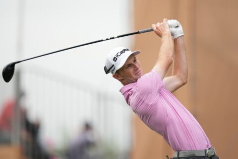 Hubbard’s bold finish gives him a 1-shot lead in Texas Open