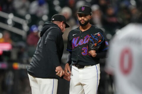 Mets drop their 12th straight as Devin Williams struggles again in 5-3 loss to Twins