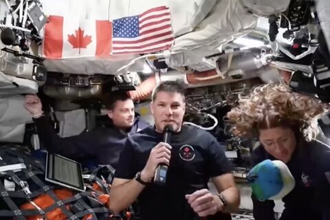 El inodoro de Artemis II vuelve a fallar mientras los astronautas se dirigen hacia la Luna