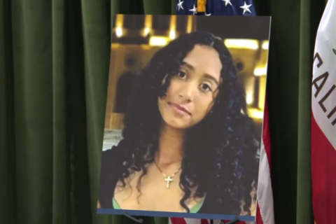 Acusan al cantante D4vd de asesinato tras hallazgo de menor en el maletero de su Tesla