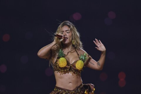 El poder latino de Karol G hace historia al liderar cartel del Festival de Coachella