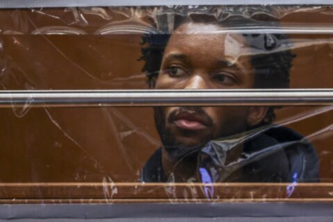 Fiscales afirman que D4vd asesinó a Celeste Rivas por amenazas: ‘acabaría con su carrera’