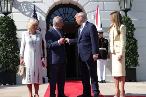 El rey Charles ofrece discurso en el Congreso de EEUU