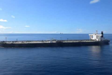 Ejército de EEUU dice que incautó otro petrolero vinculado a Irán