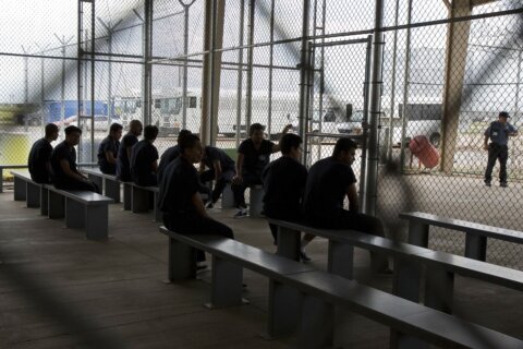 Muertes en centros migratorios alcanzan su nivel más alto en 22 años, según estudio