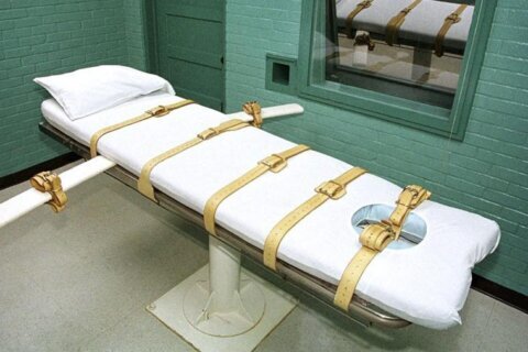 Ejecutan a reo que roció con kerosene a una mujer y la prendió fuego viva