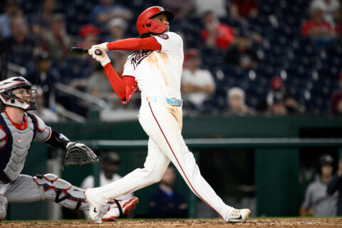 Abrams has grand slam and 5 RBIs, House, Tena and Millas also homer as Nationals rout Twins 15-2