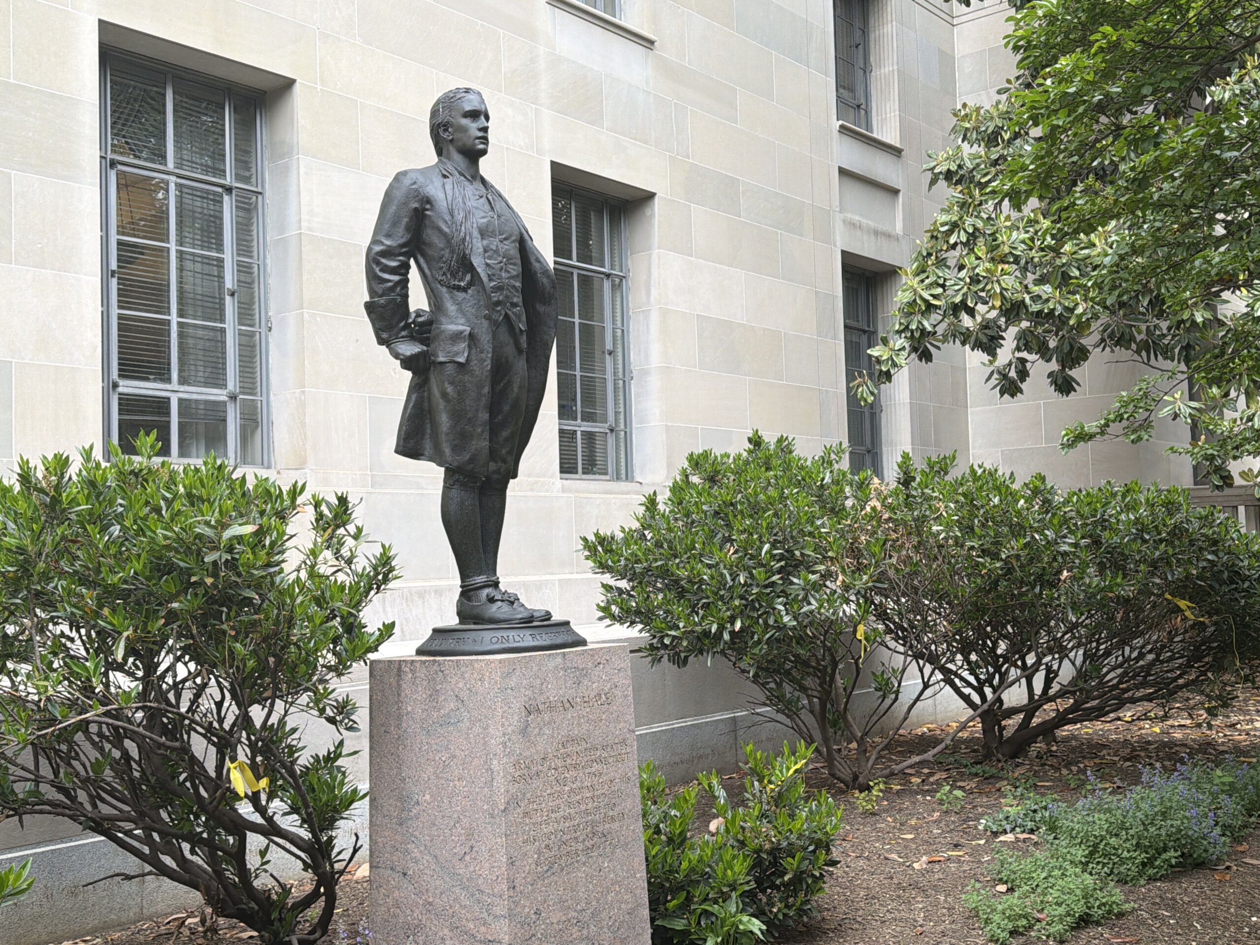 How to find DC’s ‘hidden’ statue of an American Revolutionary War spy
