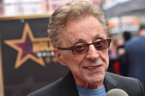 Frankie Valli cancels the remainder of the Four Seasons’ farewell tour, citing health concerns