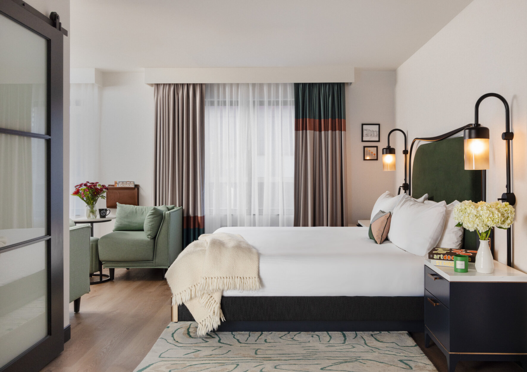 Pennyweight Hotel Boston guest room