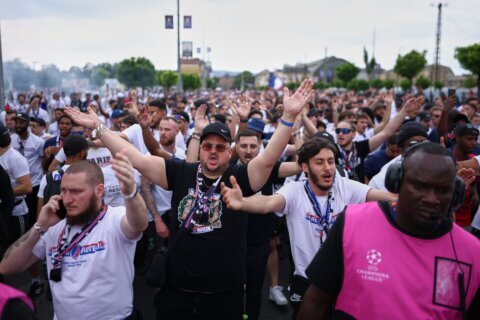 The Latest: Paris Saint-Germain and Arsenal prepare for Champions League final in Budapest