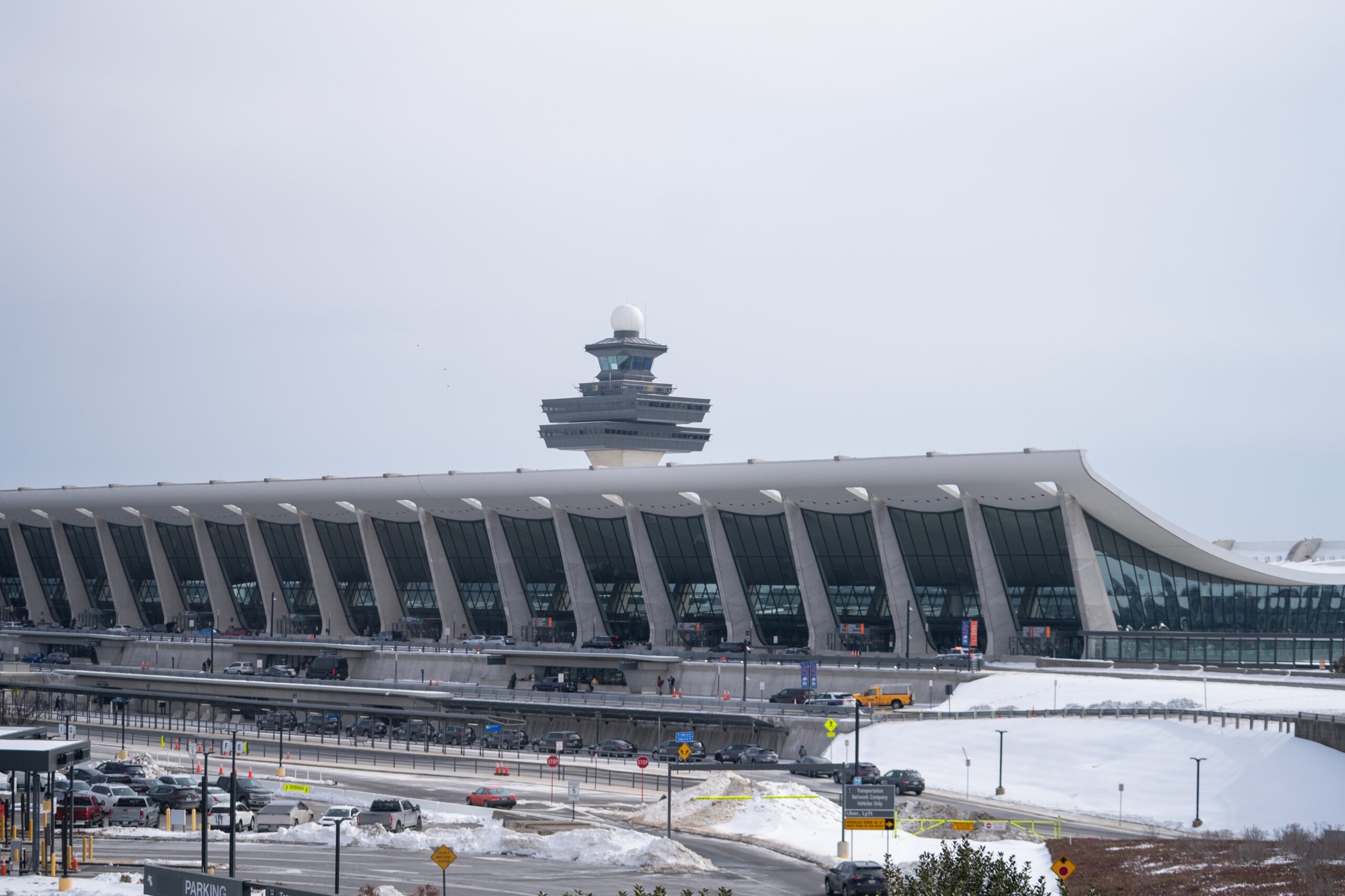 Ghanaian mother and child who arrived in US on valid visas to fly home after detainment, lawyers say May 29