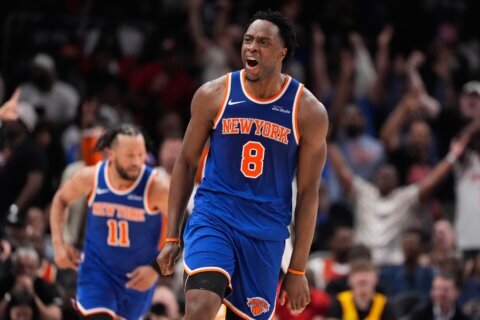Knicks’ OG Anunoby is out for Game 3 against 76ers with a hamstring strain, is listed as day to day