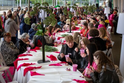 Festival honoring Lithuania’s iconic cold beet soup brings thousands to Vilnius