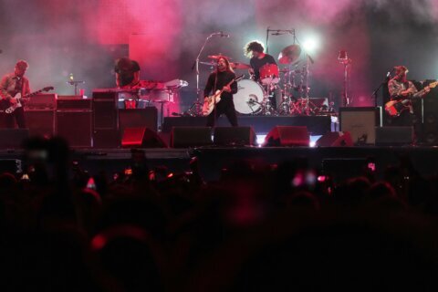 Foo Fighters bring their stadium show to a modest NYC venue. Inside the exclusive, surprise concert