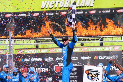 Chase Elliott wins at Texas to join Tyler Reddick as multiple Cup Series winners this season
