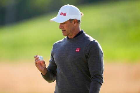 Adam Scott officially set for 100th consecutive major at US Open as field starts to fill