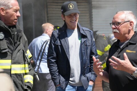 Denis Leary’s ‘crazy idea’ puts civilians through FDNY training to raise funds for fire departments
