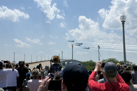 Blue Angels take flight over Annapolis ahead of Naval Academy graduation