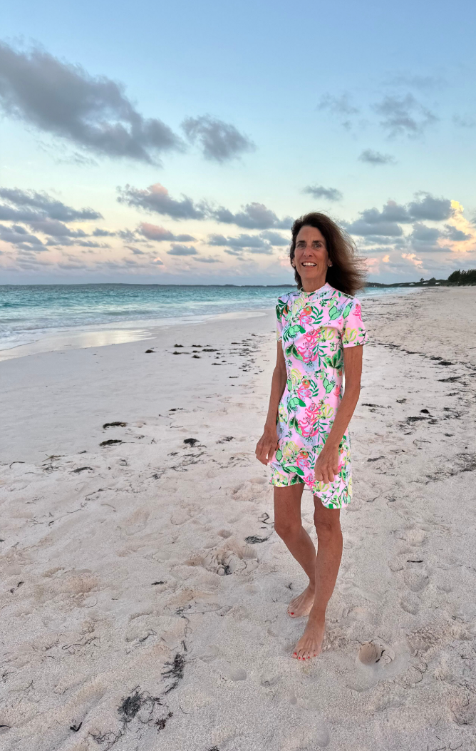 Image of Laura Olds on the beach
