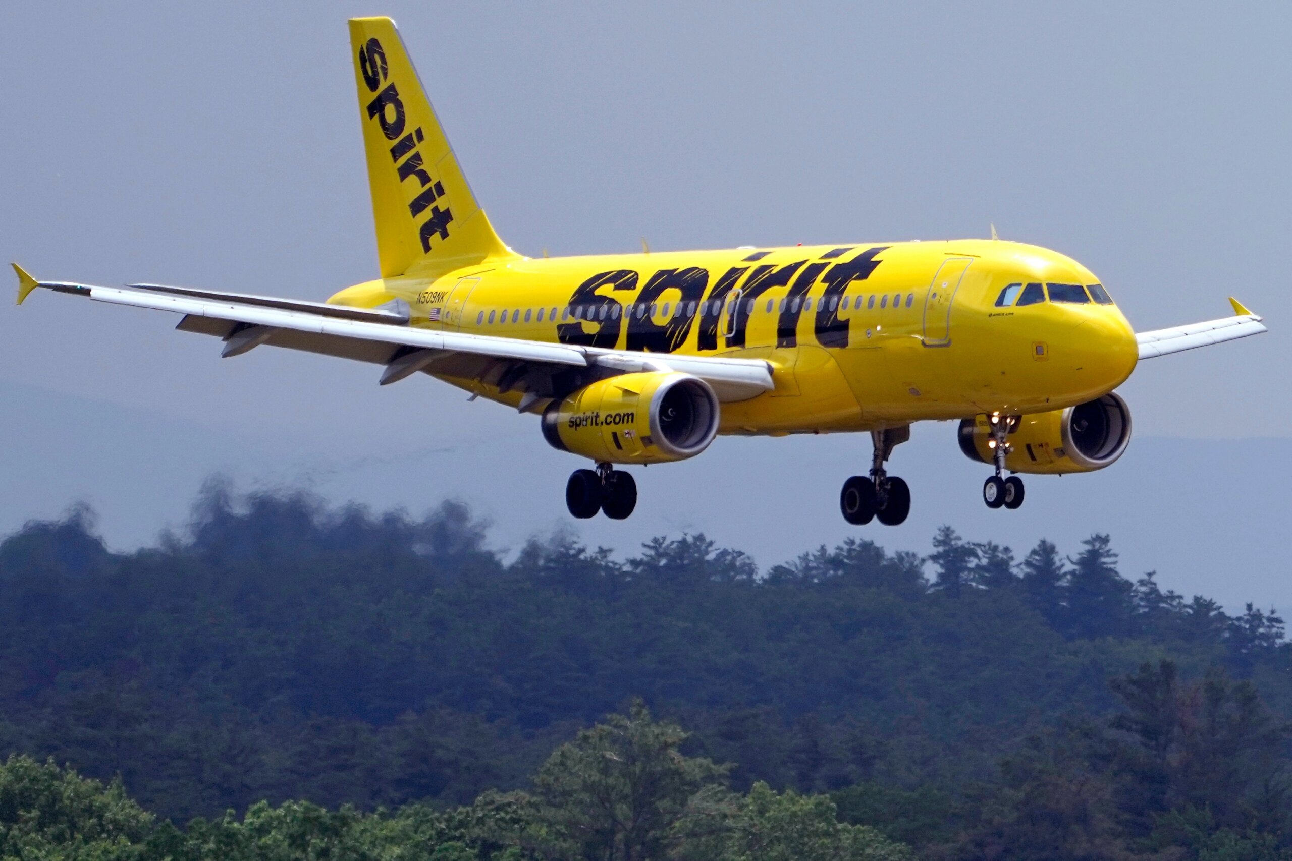 News Alert Spirit Airlines says it’s going out of business after 34 years and is ending operations immediately 30 minutes ago
