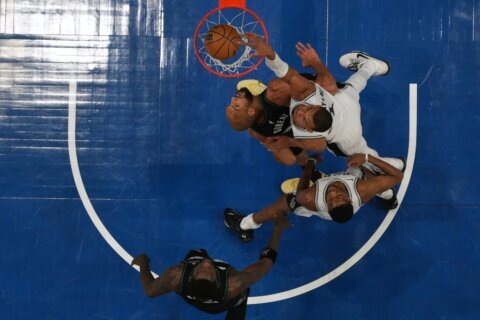 Wembanyama responds to ejection with a dominant Game 5 as Spurs rout Wolves