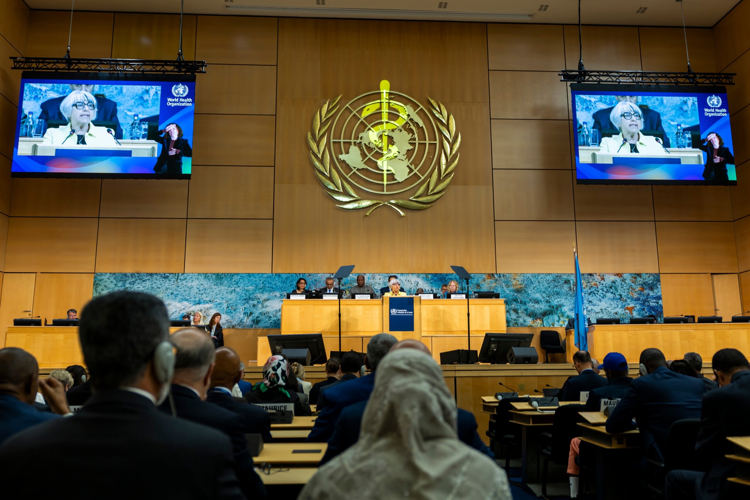 UN votes to support strong action on climate change despite US efforts to thwart the effort