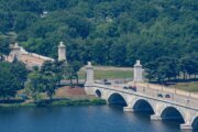 Key federal agency approves the design plan for Trump's Washington arch