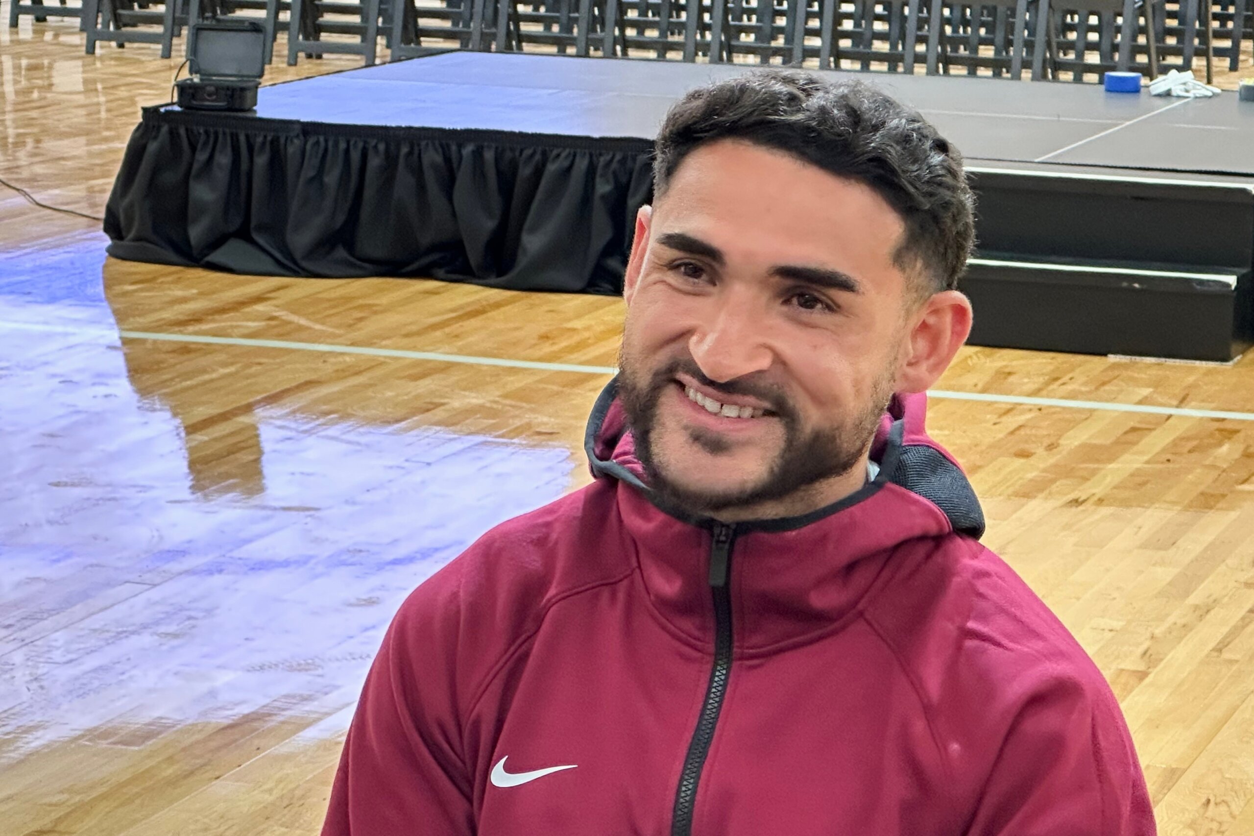 Robinson learns of World Cup berth on golf course, Roldan during club meeting, Reyna in parking lot