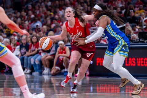 Ogunbowale and Bueckers hold off Clark’s Fever as Wings win highly anticipated season opener 107-104