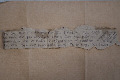 Muertes por suicidio en centros del ICE alcanzan un ritmo “alarmante”, según investigación de la AP