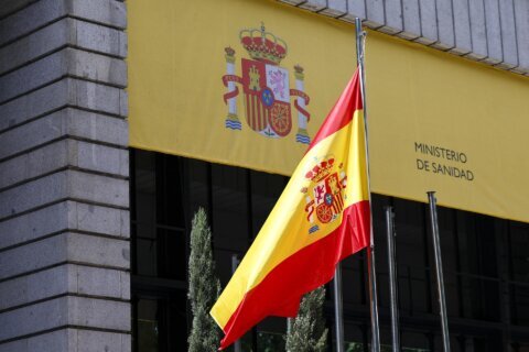 España dice que acogerá en Canarias al crucero del hantavirus