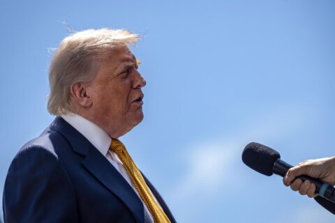 Trump dice que líder de ISIS murió en misión conjunta de EEUU y Nigeria