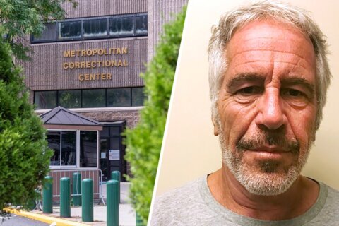 Juez hace pública posible nota de suicidio de Epstein, supuestamente hallada en 2019