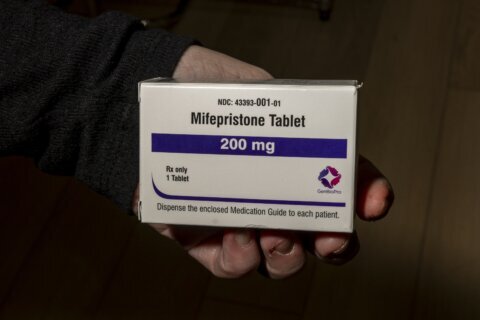 Corte bloquea envío por correo de píldora abortiva mifepristone