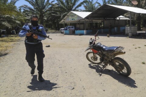 Hombres armados matan a tiros a 25 personas en Honduras;  seis eran policías
