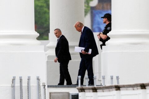 Trump dice que ‘todo salió perfecto’ en su examen médico anual
