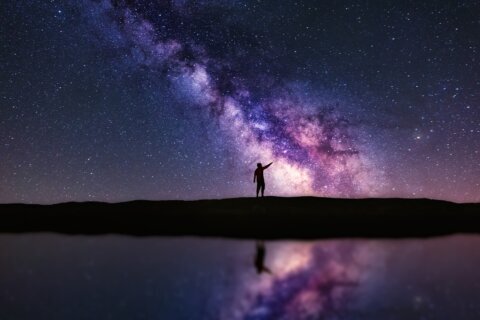 ¿Hay vida extraterrestre? Pentágono publicará archivos “muy interesantes” sobre OVNI, dice Trump