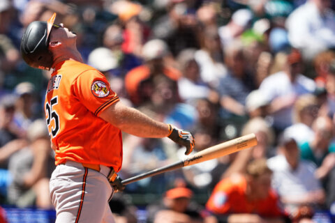 Bryan Woo throws 7 scoreless innings as the Mariners beat the Orioles 3-0