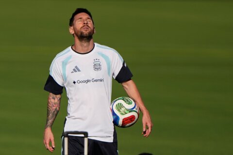 Scaloni: ‘The whole planet’ awaits Messi’s 200th cap as Argentina opens World Cup against Algeria