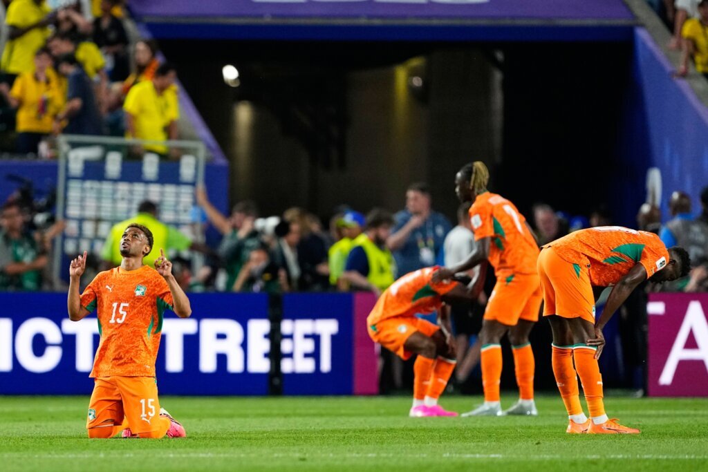 Amad Diallo scores in the 90th minute to lift Ivory Coast past Ecuador 1-0 in the World Cup