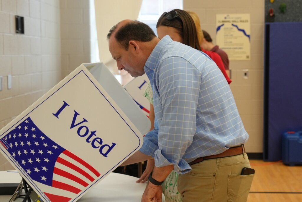 Alan Wilson wins South Carolina Republican governor runoff after Trump hedges his bet on race
