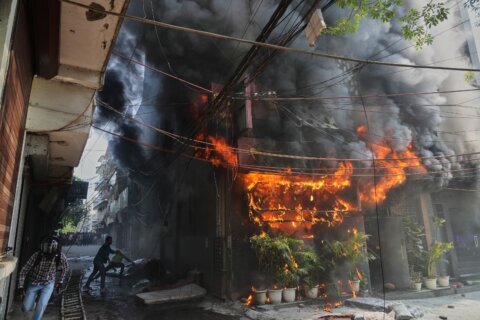 Fire sweeps through New Delhi building, killing at least 18 people