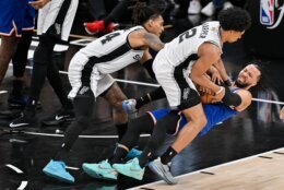 APTOPIX NBA Finals Knicks Spurs Basketball