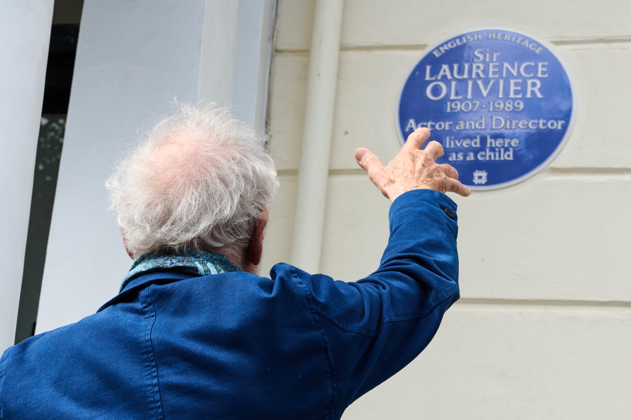 Britain Laurence Olivier Blue Plaque