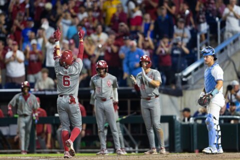 Oklahoma rolls past Tar Heels 13-2 for 1st national championship since 1994 and SEC’s 7th in a row