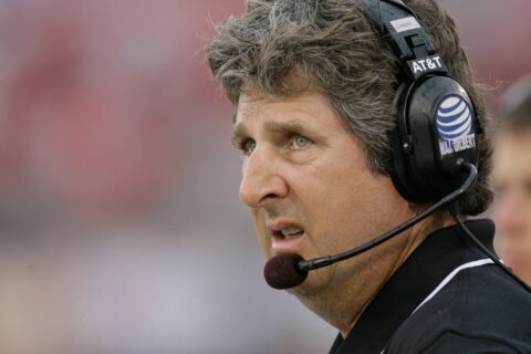 Offensive mastermind Mike Leach, who died in 2022, heads ballot for College Football Hall of Fame