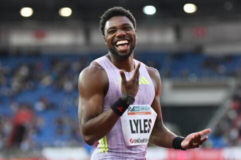 Noah Lyles runs a world-best 14.67 seconds to win the 150 meters at Golden Spike meet