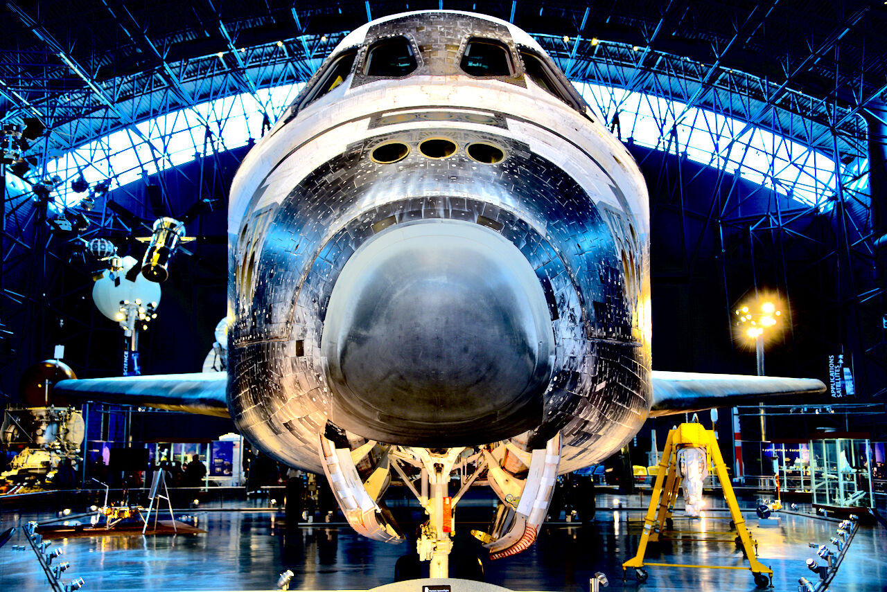 Space Shuttle Discovery